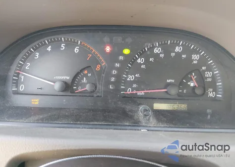 2004 Toyota Camry Xle from USA, damaged, VIN 4T1BE32K74U850163